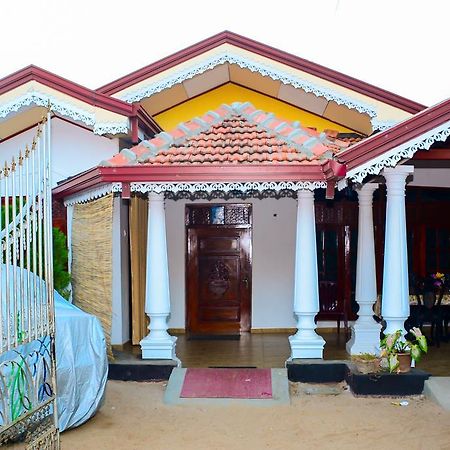 Lakshmi Family Villa Negombo Ngoại thất bức ảnh