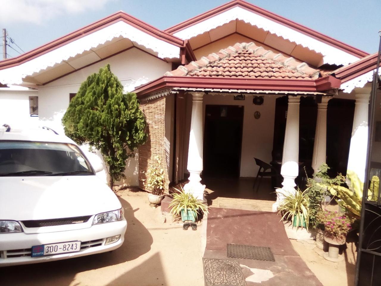 Lakshmi Family Villa Negombo Ngoại thất bức ảnh